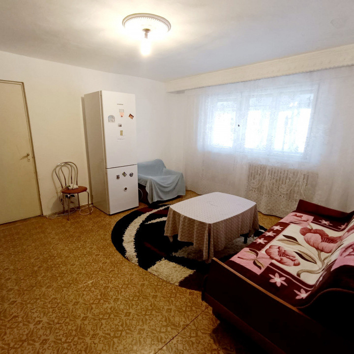 Apartament 2 camere, zona Cetate