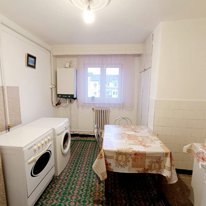 Apartament 2 camere, zona Cetate