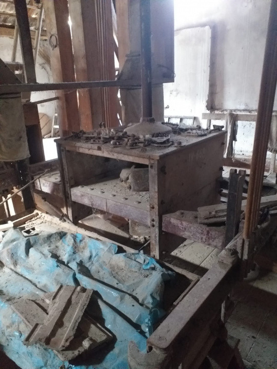 Moară Tradițională veche situata in Tauni, Jud. Alba