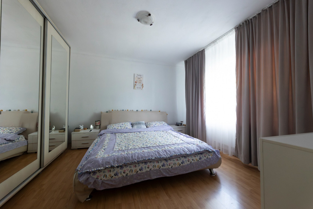 Teren și casă de tip P de vânzare –Ciugud, 2.000 mp teren, complet renovata