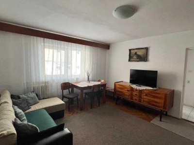 Apartament 2 camere, zona Cetate
