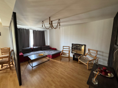 Apartament 3 camere , zona Cetate, bloc Nou