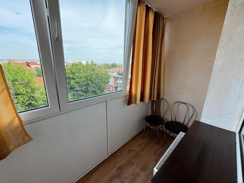 Apartament 2 camere, zona Cetate