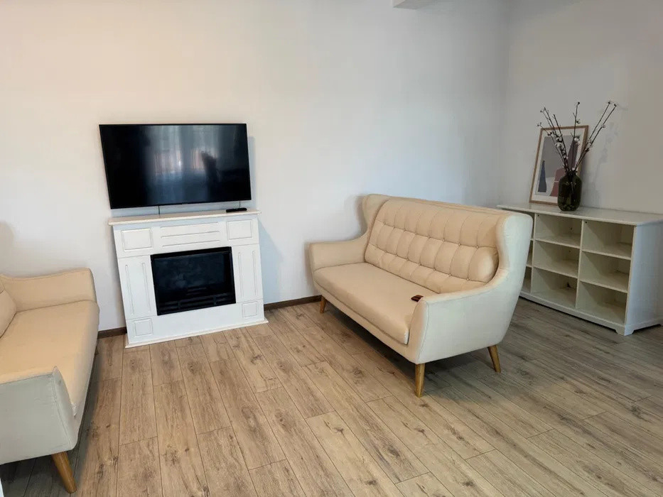 Apartament 3 camere , zona Centrala 