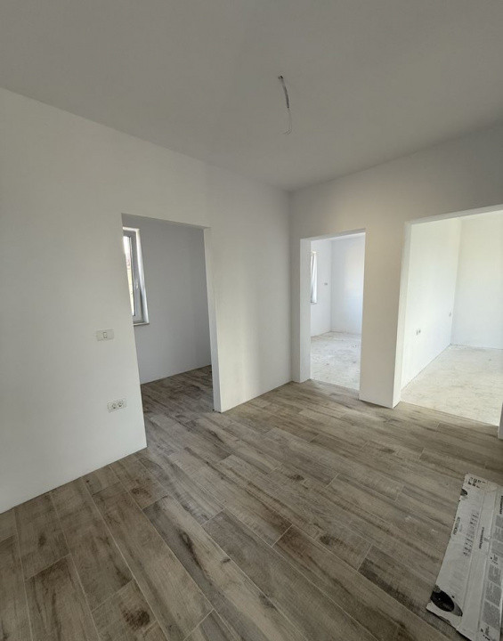 Casa de vanzare, 125mp utili, 3 dormitoare, 2 bai, dressing
