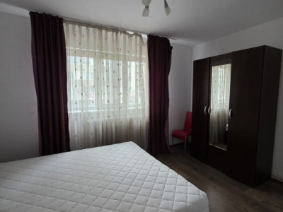 Apartament 3 camere, 70 mp, etaj 1, Cetate – zonă excelentă, complet mobilat.