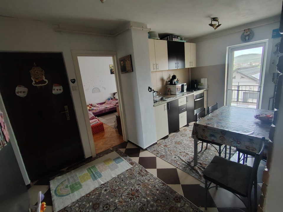 Apartament 2 camere Ampoi 2, etaj intermediar, parțial mobilat 