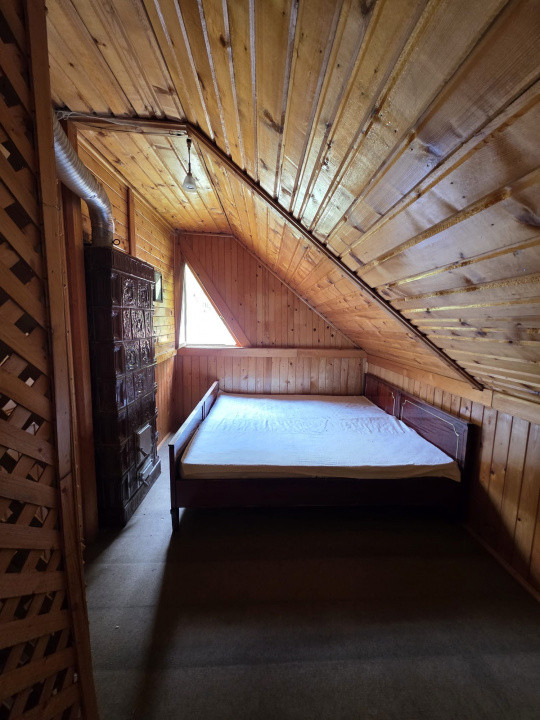 Cabana Iezer Ighiel – panoramă superbă, liniște și potențial de investiție