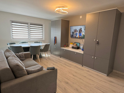 Apartament 2 camere, renovat complet, mobilat și utilat.