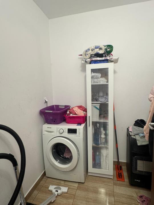 Casă tip înșiruit, D+P+M, 4 camere, garaj, 214 mp teren, zona Centru