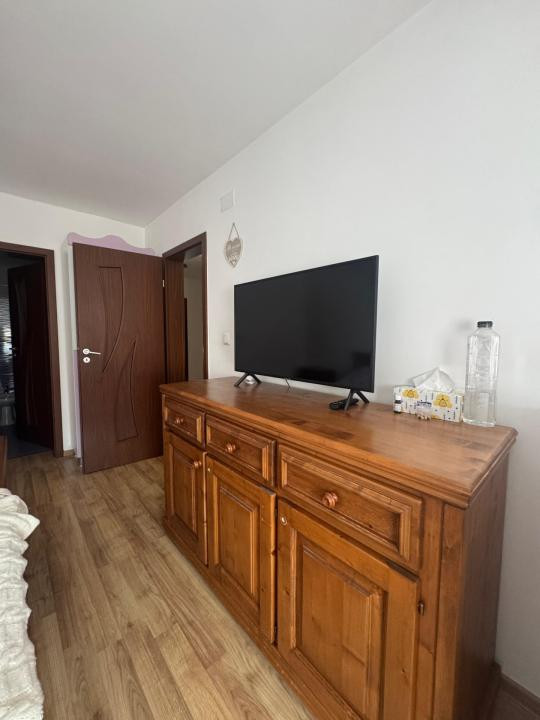 Casă tip înșiruit, D+P+M, 4 camere, garaj, 214 mp teren, zona Centru
