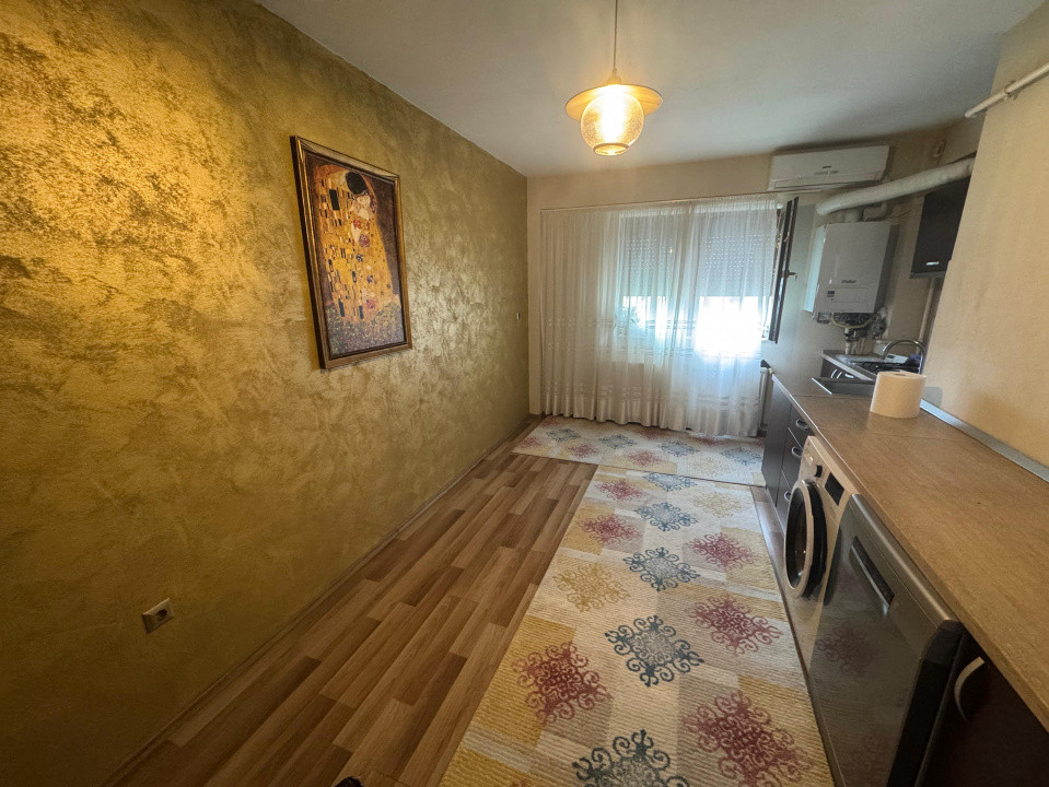 Apartament 3 camere, zona Arex