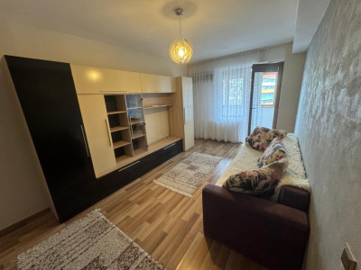 Apartament 3 camere, zona Arex