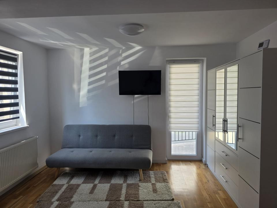 Garsonieră modernă de vânzare în Cetate – aproape de Cetatea Alba Carolina.