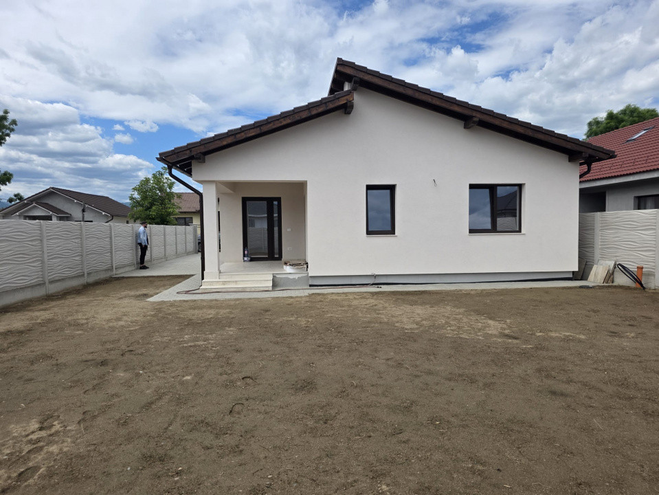 Casă la cheie de tip P in supr. de 100 mp utili, teren 430 mp, Alba-Micești