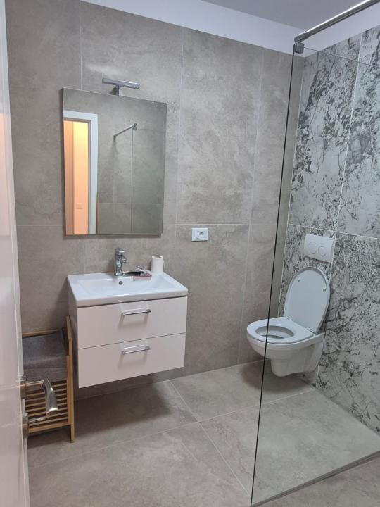Închiriere apartament 2 camere, 50 mp, mobilat și utilat, Cetate, bloc nou.