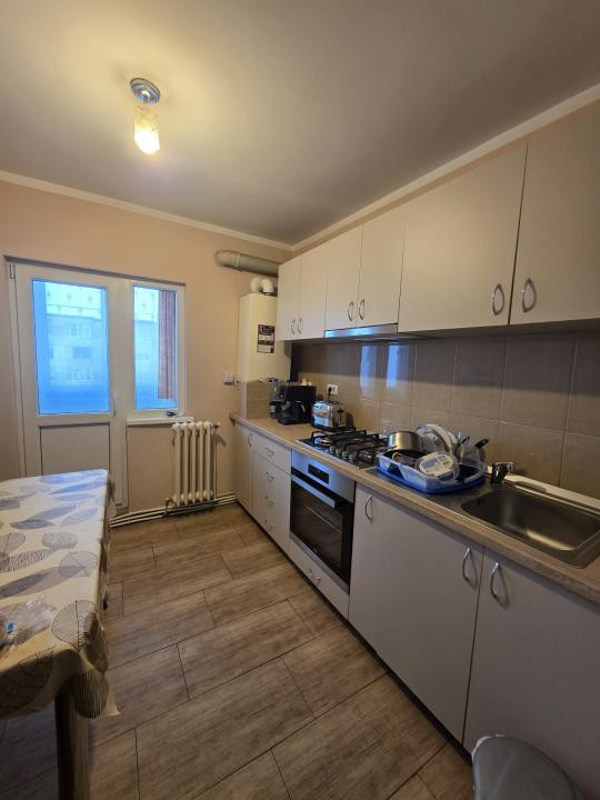 Inchiriere apartament cu 2 camere, Cetate, langa Liceul Sportiv, COMISION 0.