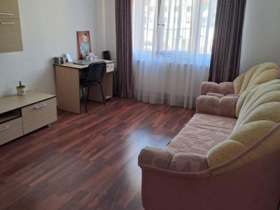 Apartament cu 2 camere, 53 mp., zona Cetate-Mercur, mobilat, utilat.