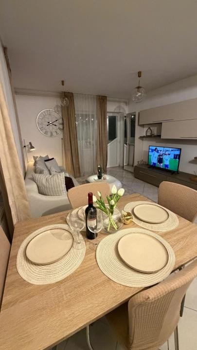  DE ÎNCHIRIAT – APARTAMENT MODERN LA VILĂ, ZONA PRECIOSA!