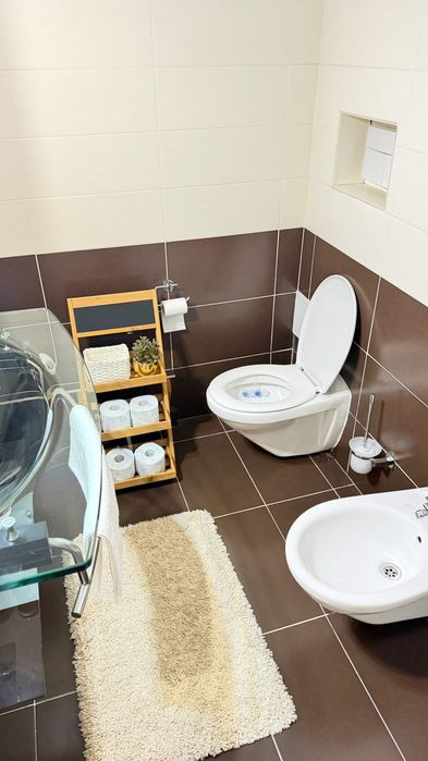  DE ÎNCHIRIAT – APARTAMENT MODERN LA VILĂ, ZONA PRECIOSA!