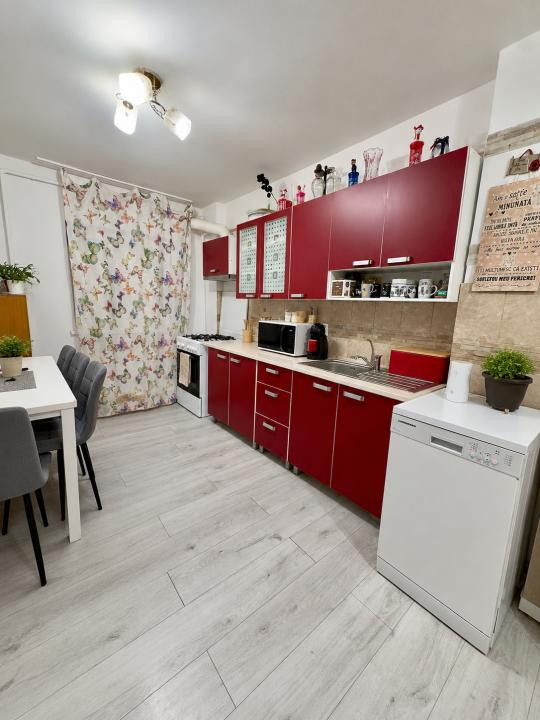 Apartament 4 camere, 80 mp, parcare-Ampoi2