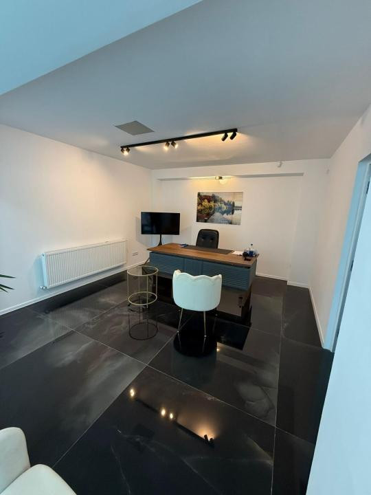 Spatiu comercial de vanzare in supr. de 85 mp.,  cartierul Cetate, Alba Iulia.
