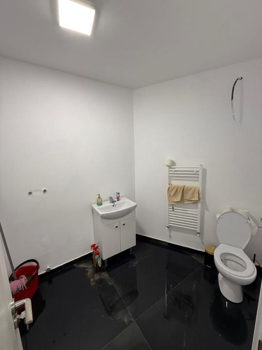 Spatiu comercial de vanzare in supr. de 85 mp.,  cartierul Cetate, Alba Iulia.