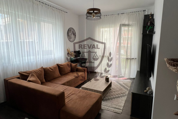 Recomandare imagine: Apartament cu 2 camere, in suprafata de 50 mp., semicentral, zona Platinia Shopping Center, Cluj-Napoca.